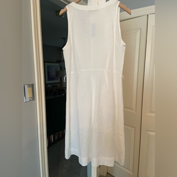 White linen button-up dress - Picture 2 of 4